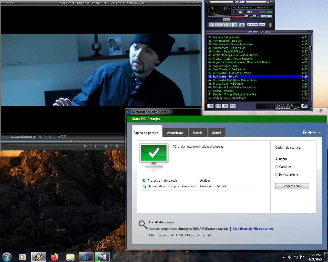 calculator desktop PC complet, unitate+monitor cu boxe pentru scoala