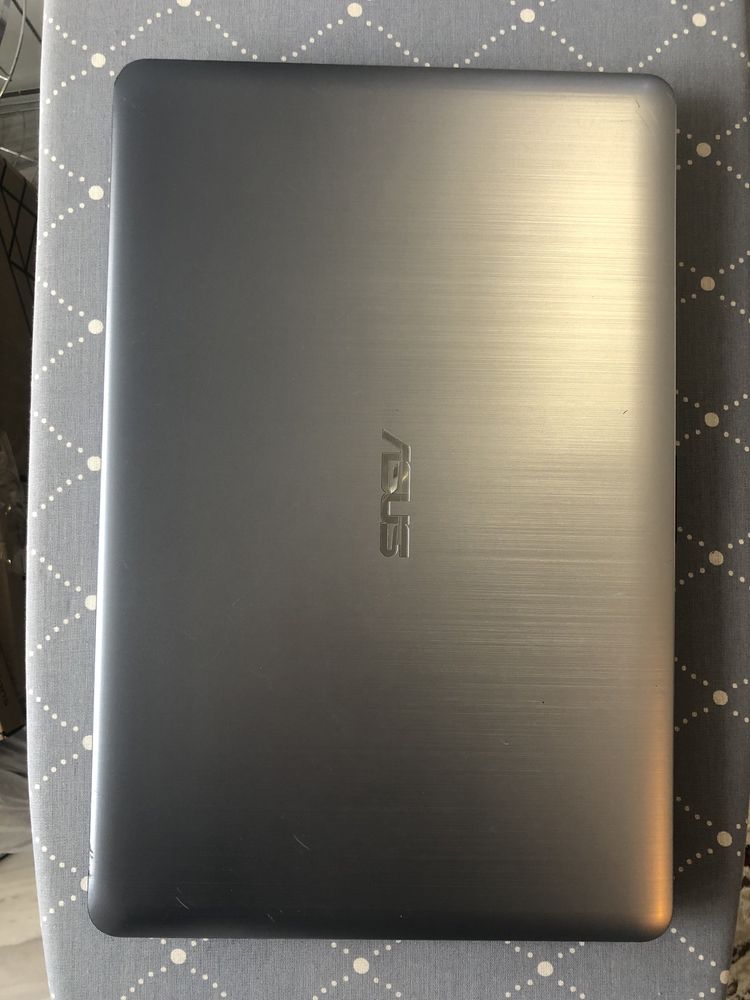 Надежный ноутбук Asus X540L
