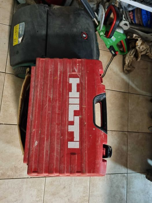 Разни неща има още много