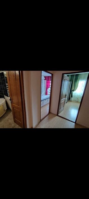 Vand apartament 3 camere mobilat