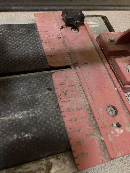 Релсова машина за рязане на плочки 1200 см