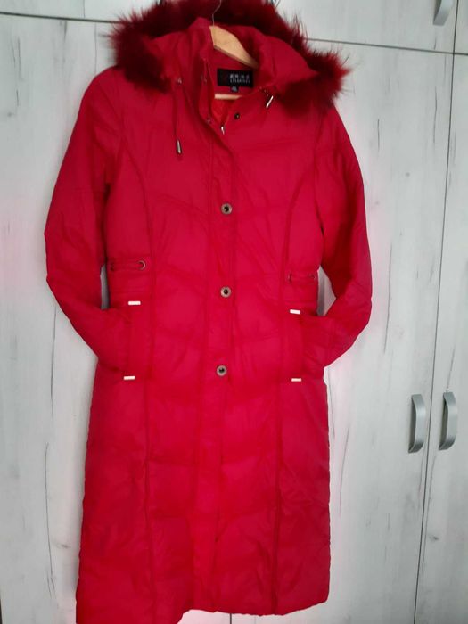 дамско много красиво фирмено  манто  -120 лв.