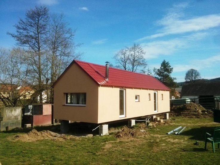 Case pe structura metalica