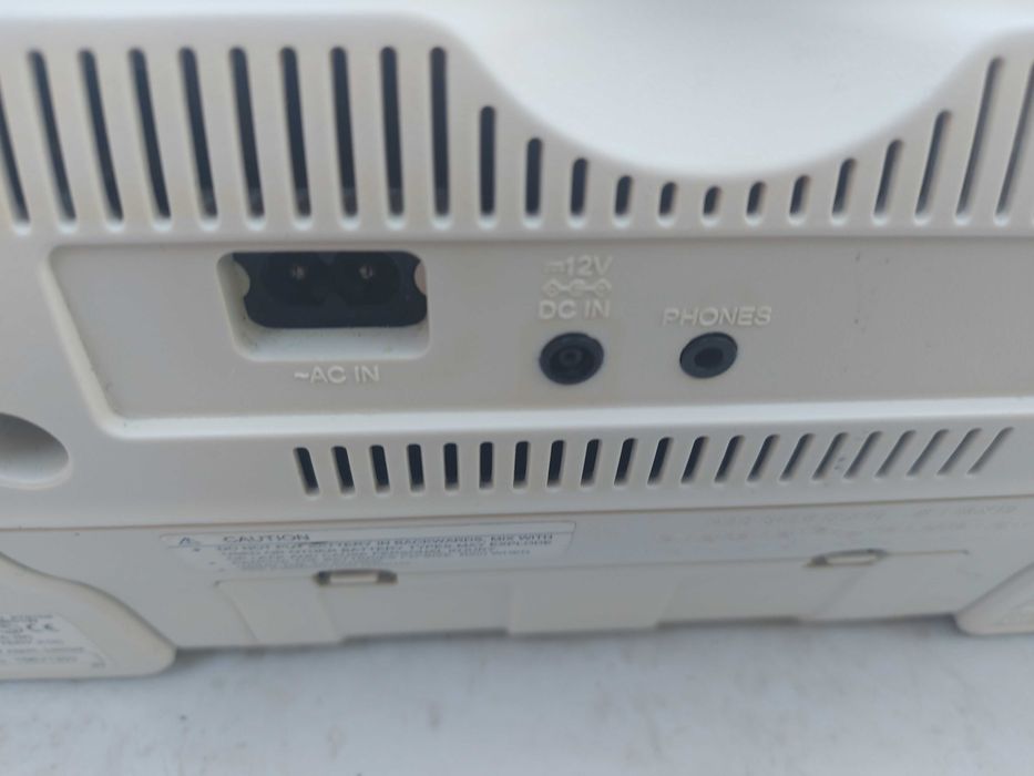 JVC RV-NB51W CD/MP3,USB,iPod Docking, Tuner Boomblaster