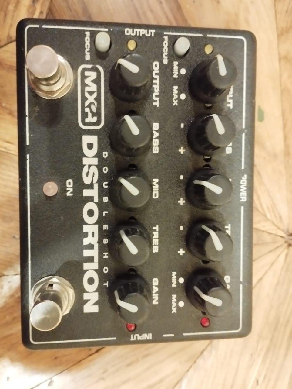 Педаль эффектов, дисторшен, овердрайв MXR M151 Doubleshot Distortion