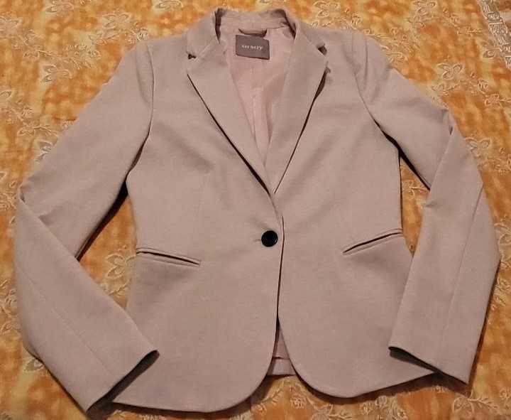 Sacouri elegante mar 36-38-ocazie