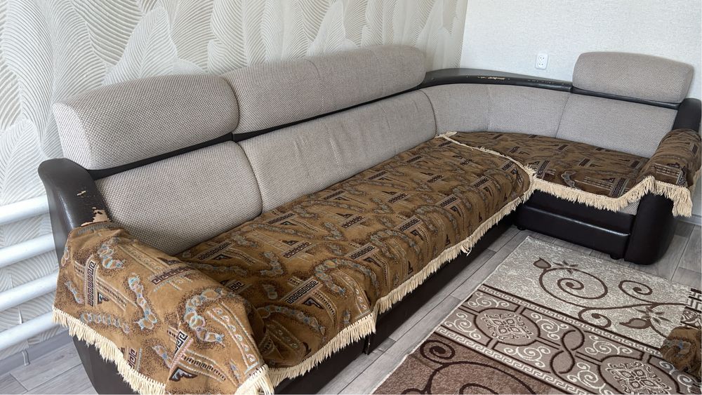 Продам диван б/у