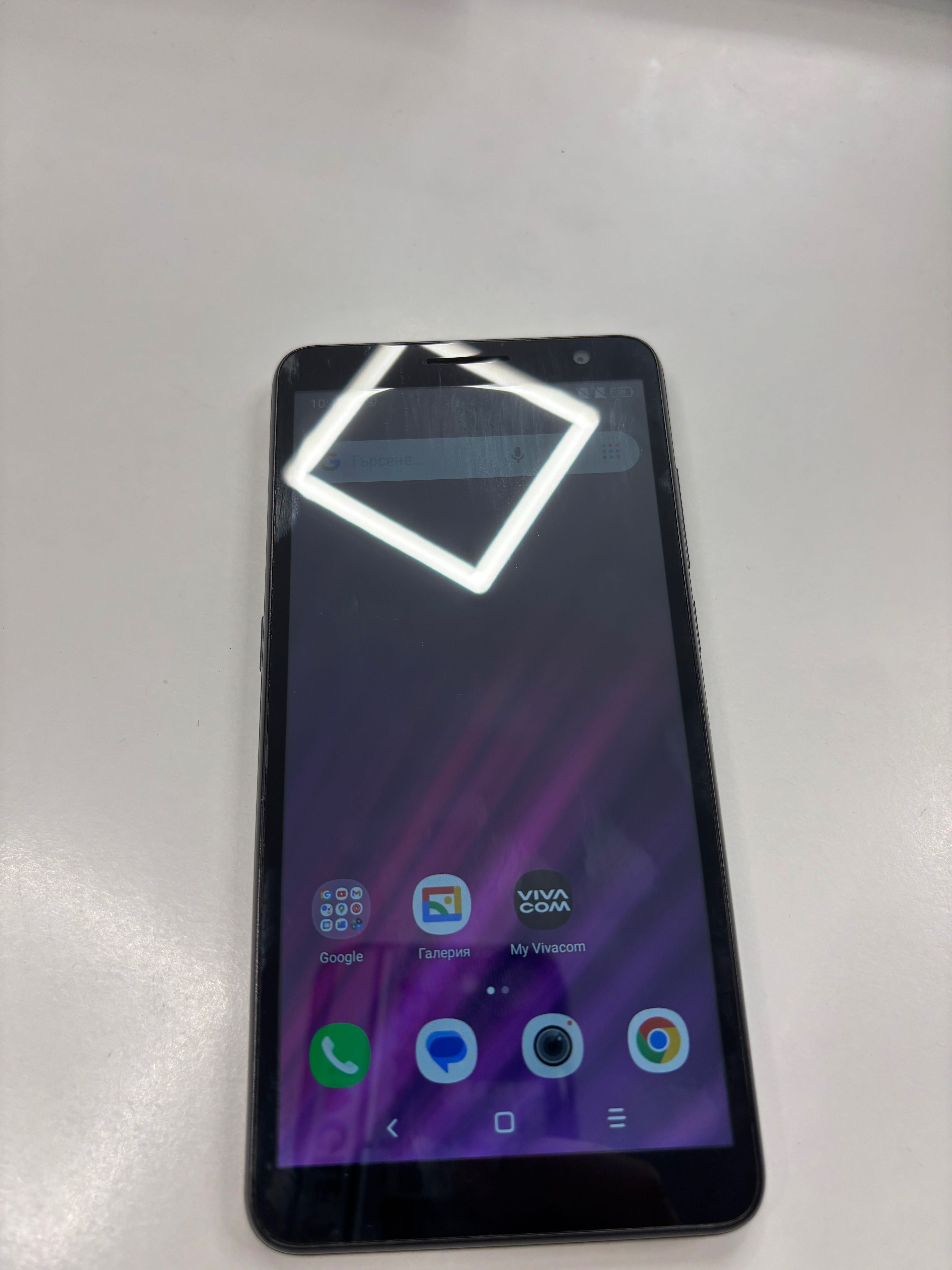 Alcatel 1B запазен