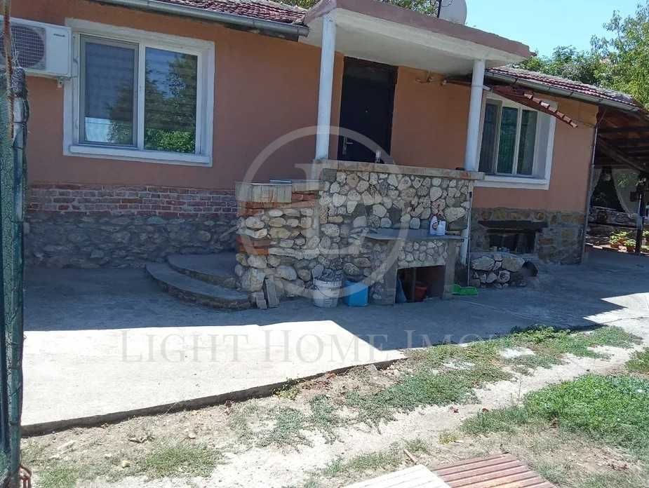 Продава се Къща в Куклен - 82 кв.м за 1519 €/кв.м - Снимка #2