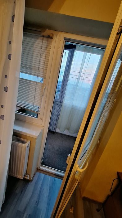 Inchiriez apartament 3 camere mobilat centrala AC mas spalat rufe vase