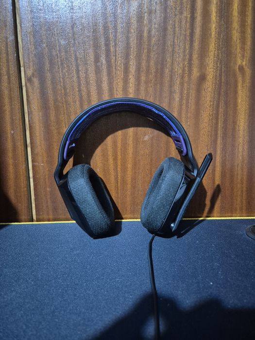 Logitech G335 - Геймърски слушалки в гаранция