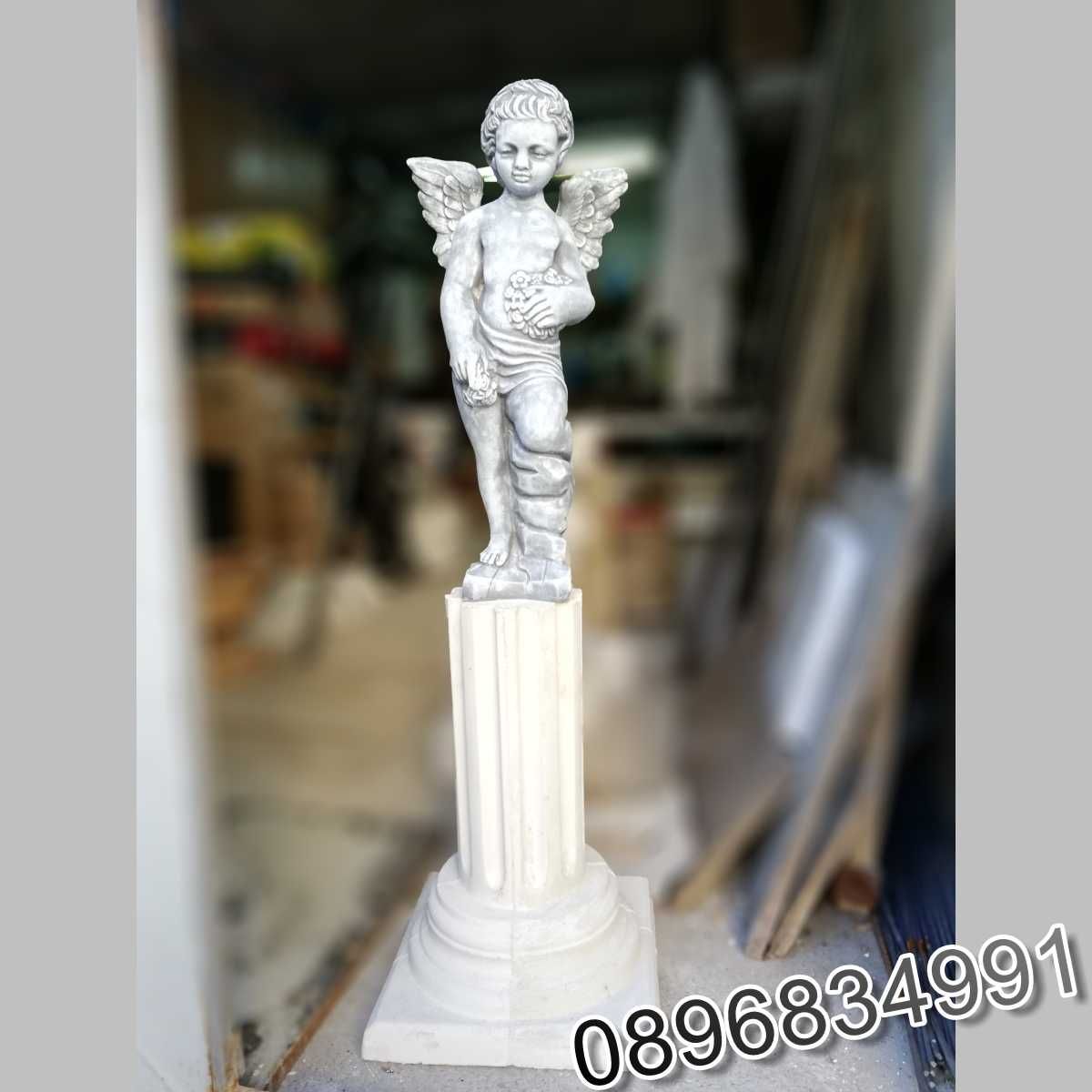 Статуя Фигура Ангел с Постамент Колона от бетон. Ангелче от бетон