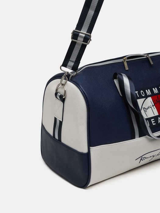 Продаётся спортивная сумка