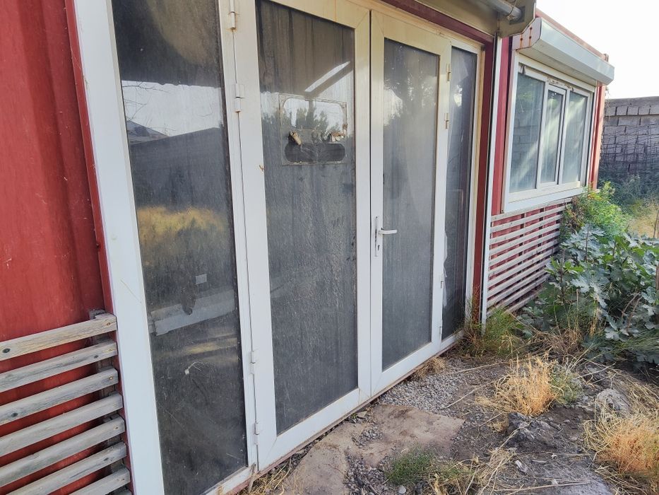 Контейнер 12 м. Готовый офис-магазин