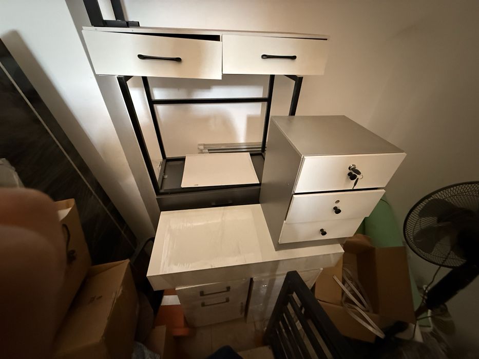 Прдается Мебель