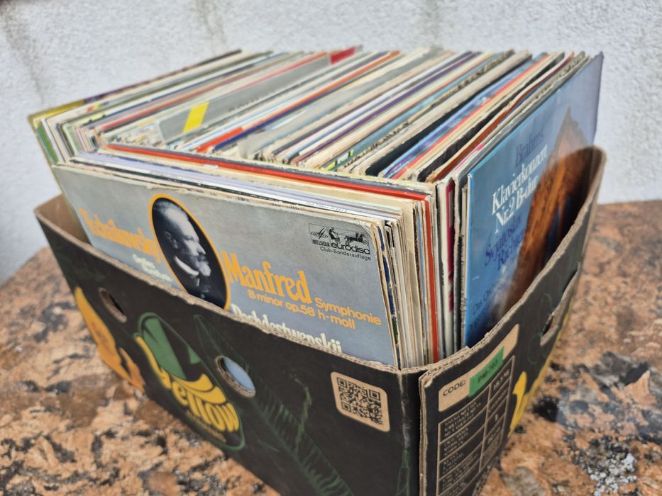 Vând 150LP Discuri vinil muzică clasică mixta Artiști celebrii