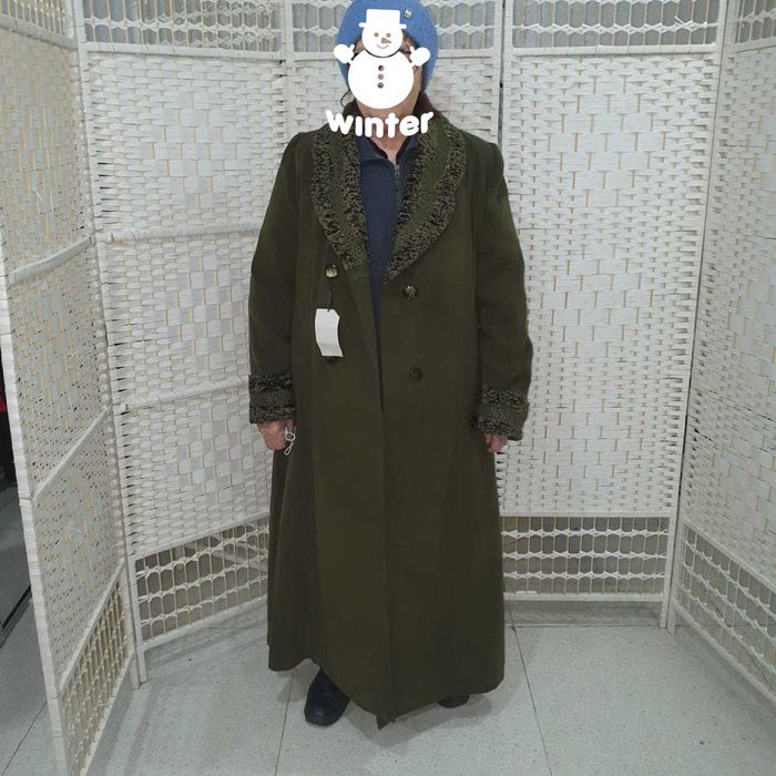 Продам пальто новое зимнее