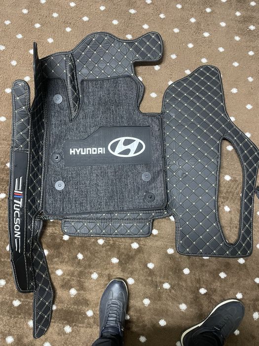 Полики Huyndai Tucson 5d в идеальном состоянии