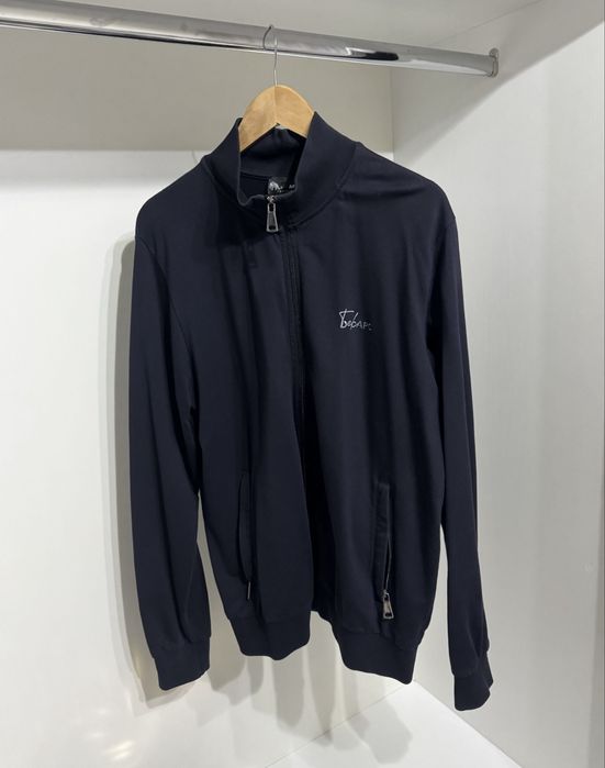 Спортивная мужская кофта