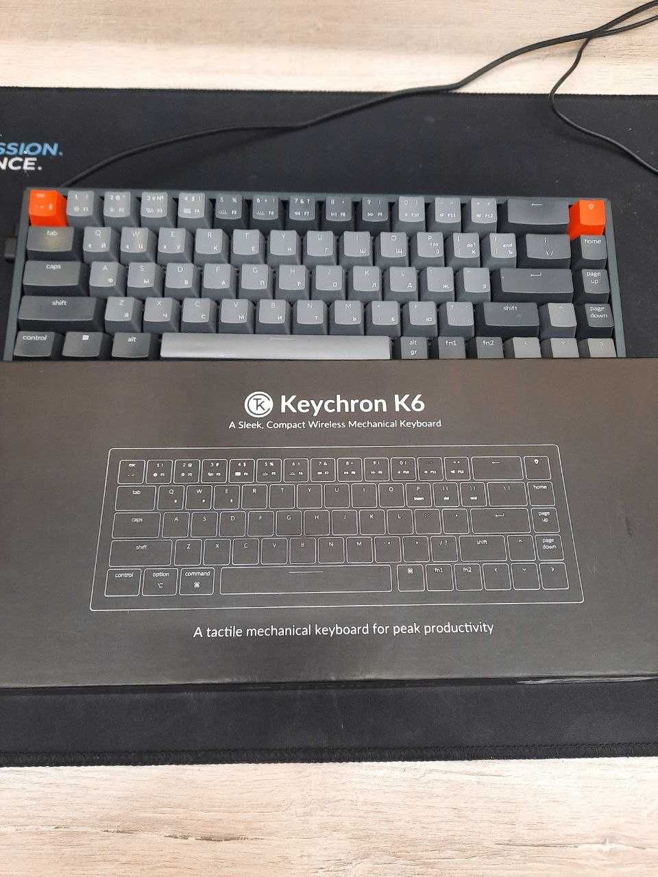 Keychron k6 klaviatura