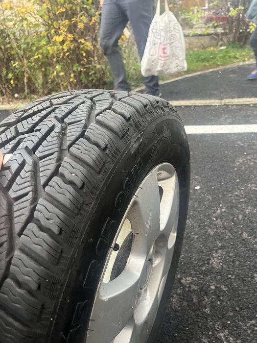 De vânzare cauciucuri noi dot 2023