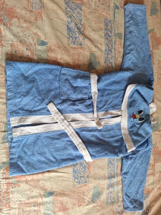 Детски халати за баня с качулка 8-10 г и 11-12 г.