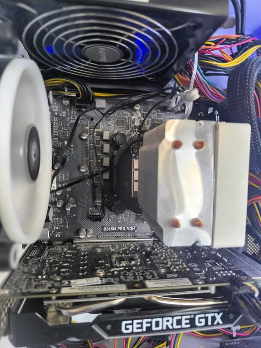 Процессор Intel i5 9400F и мат плата b365m pro