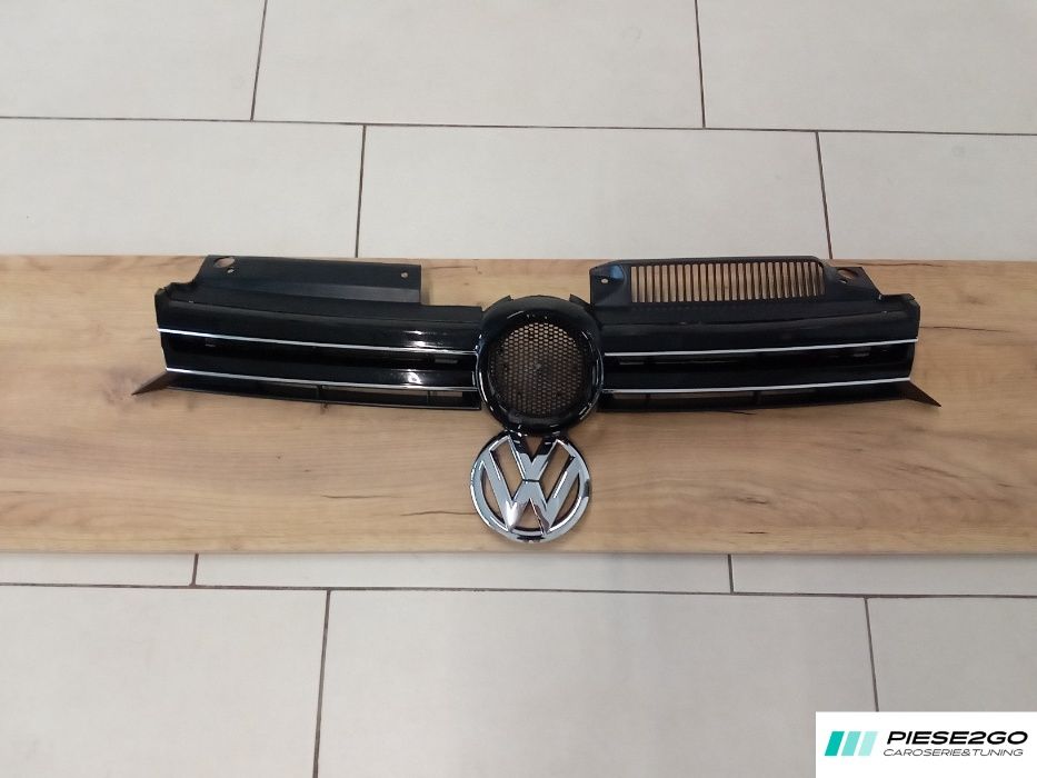 Grila radiator cu emblema VW Golf (VI) 6 2009-2013