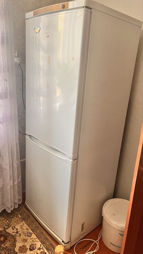 Продается холодильник срочно