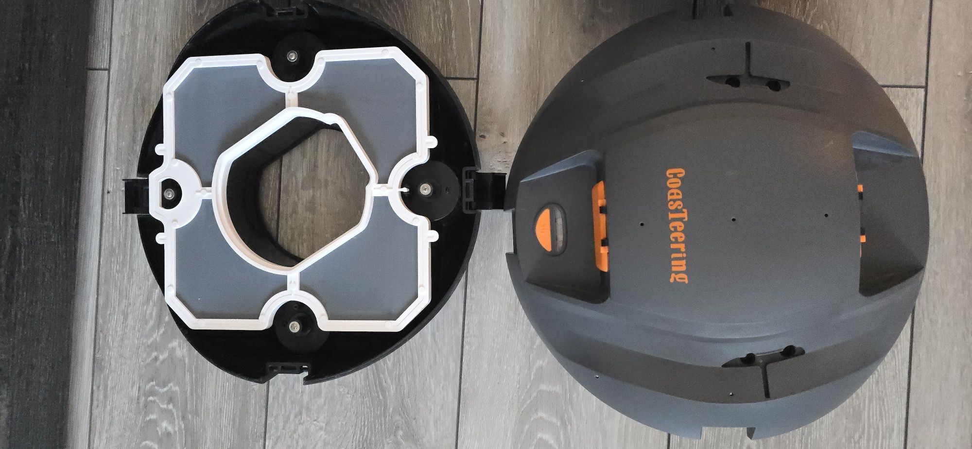 Robot curățare piscină CoasTeering Planet defect
