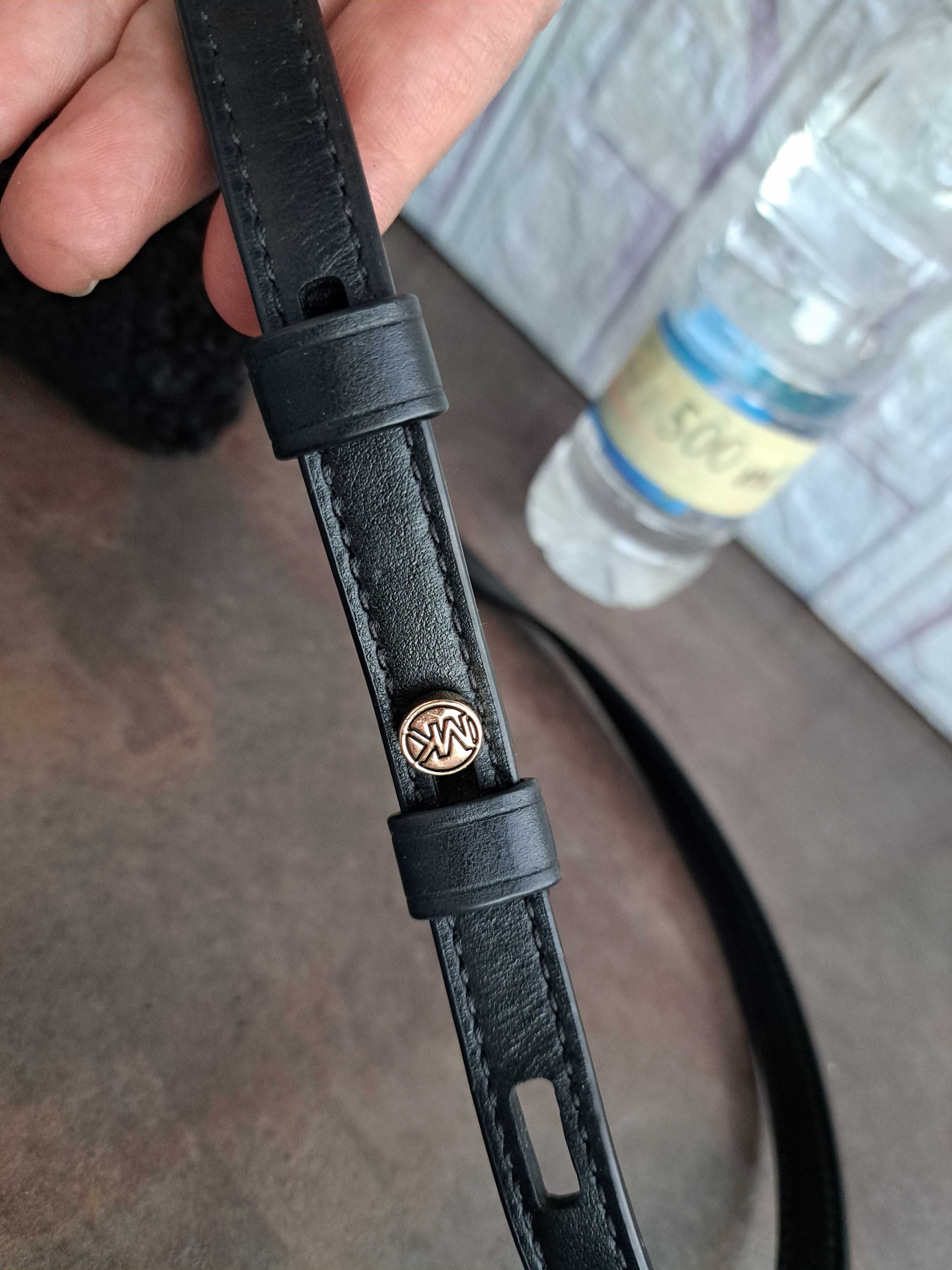 дамска чанта,Michael Kors,малка черна чантичка-естествена кожа