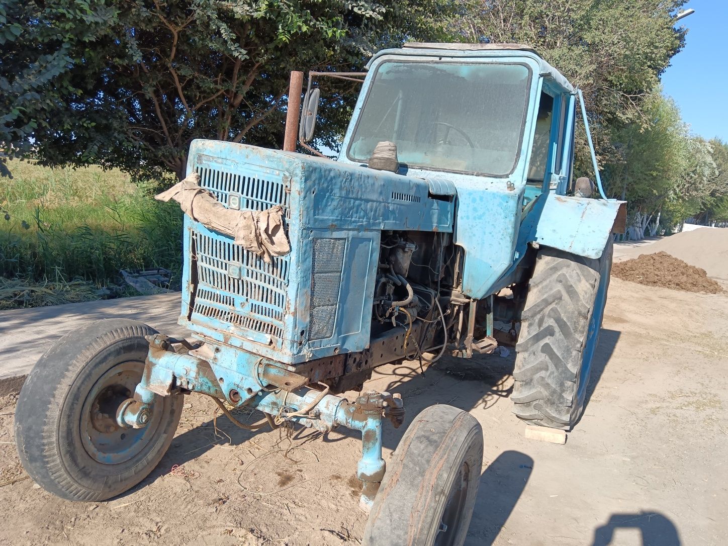 MTZ 80 1988 yil ishlab chiqarilgan