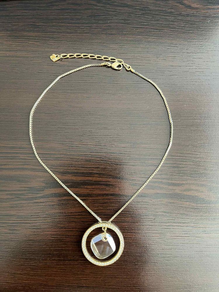 Колие Swarovski, 38 см.