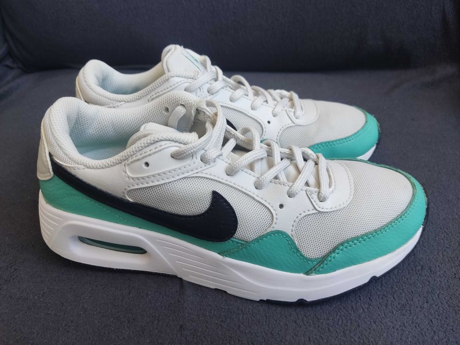 Маратонки   Nike