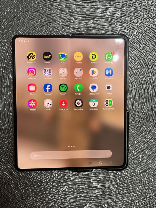 Продам телефон самсунг