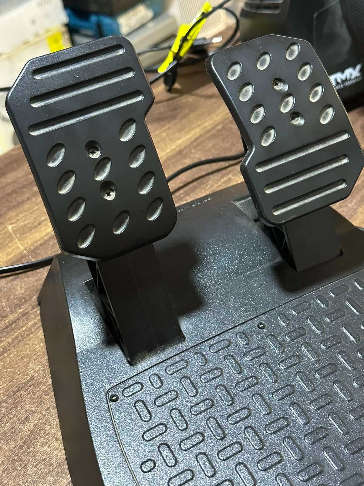 Волан + Педали Thrustmaster TMX Force Feedback for Xbox One/360