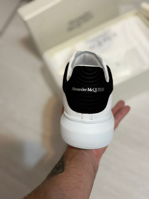 Adidasi Alexander Mcquenn