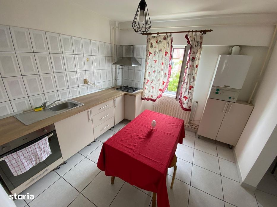 Apartament 3 camere Drumul Sării 13 Septembrie
