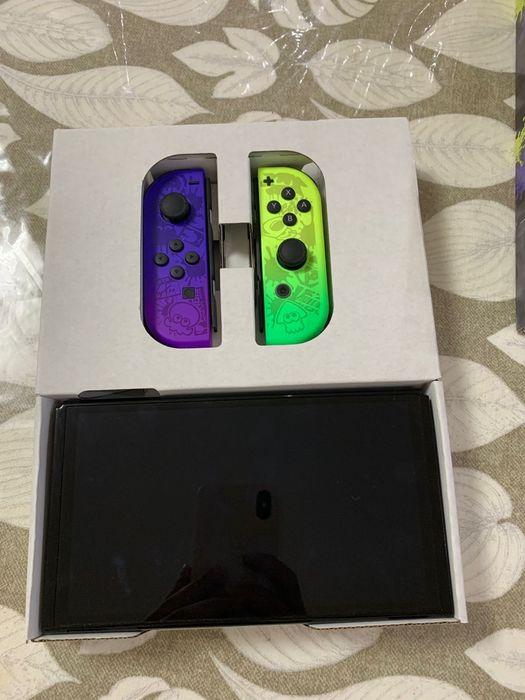 Продается Nintendo Switch Oled