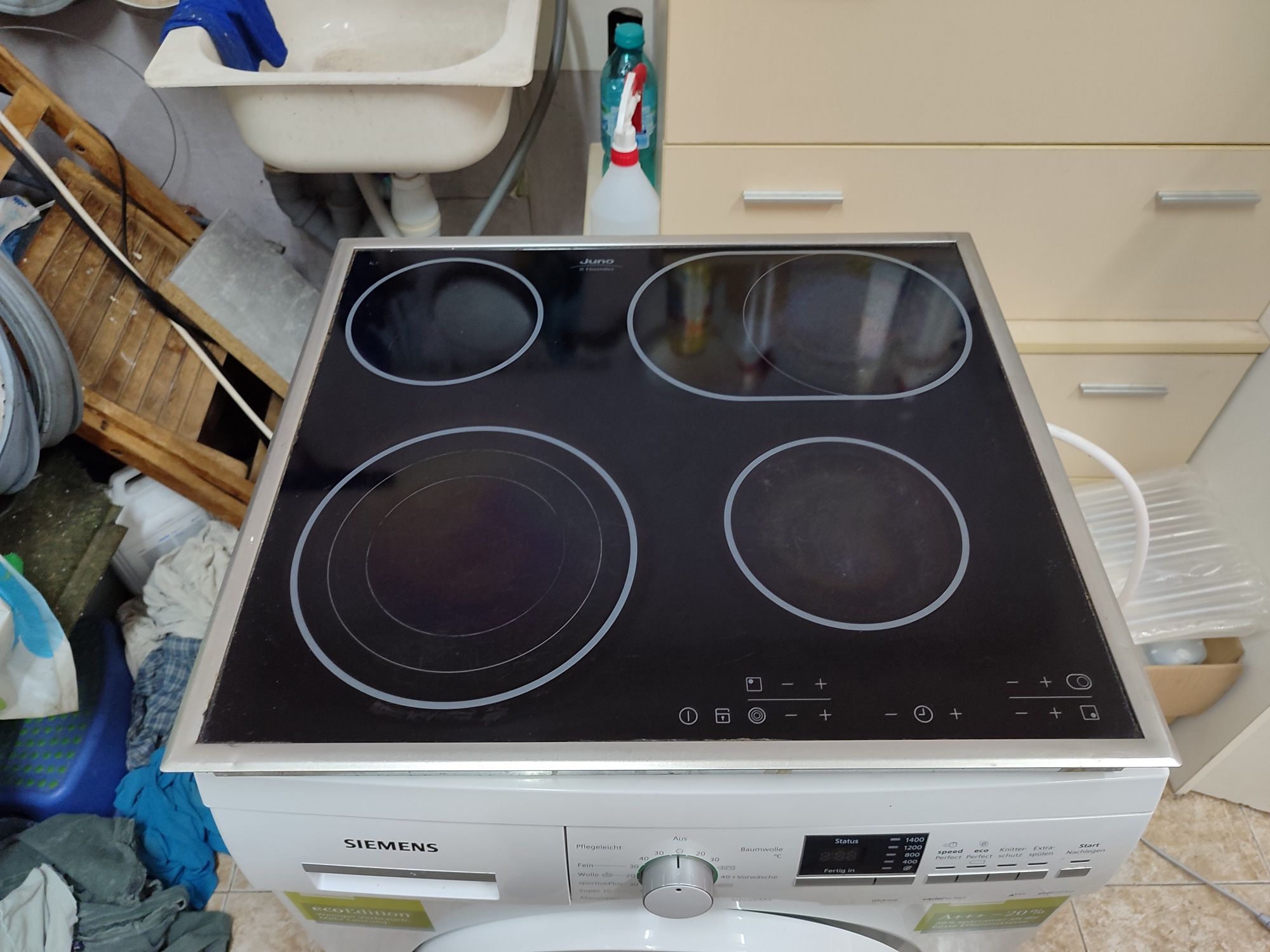 Керамичен плот Electrolux JHS60200H