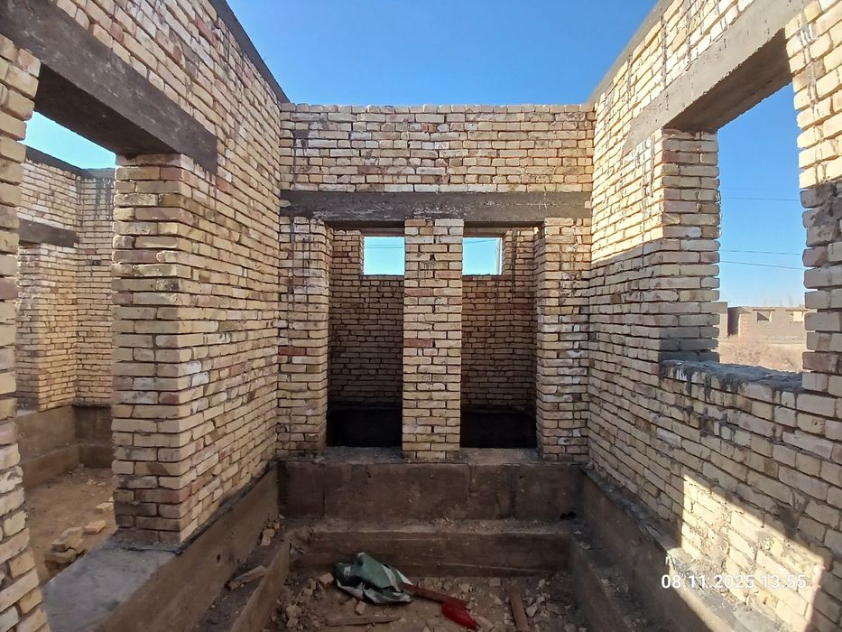 Уй сотилади (документда магазин))