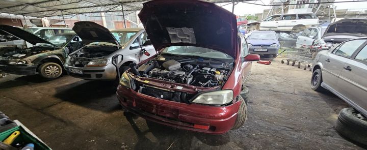 Radiator apa racire motor Opel Astra G