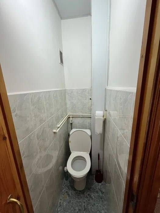 Продаётся 3 комнатная квартира ремонт ул.Садыка Азимова