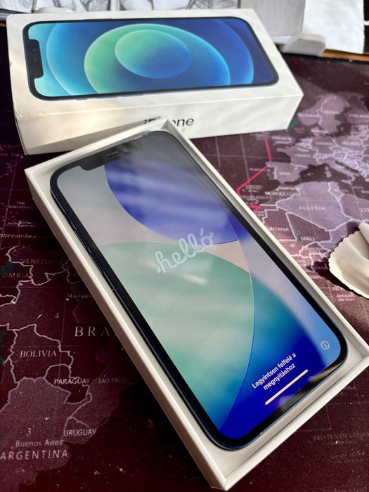 iPhone 12 / 64GB / Blue