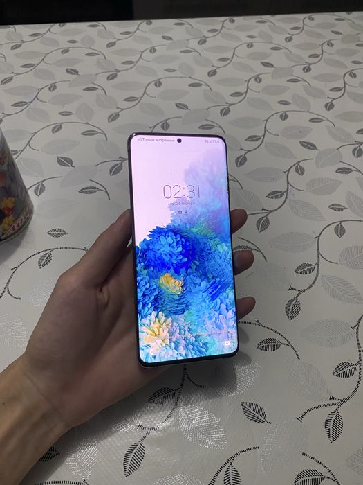 Продам Самсунг S20+ 8/128gb