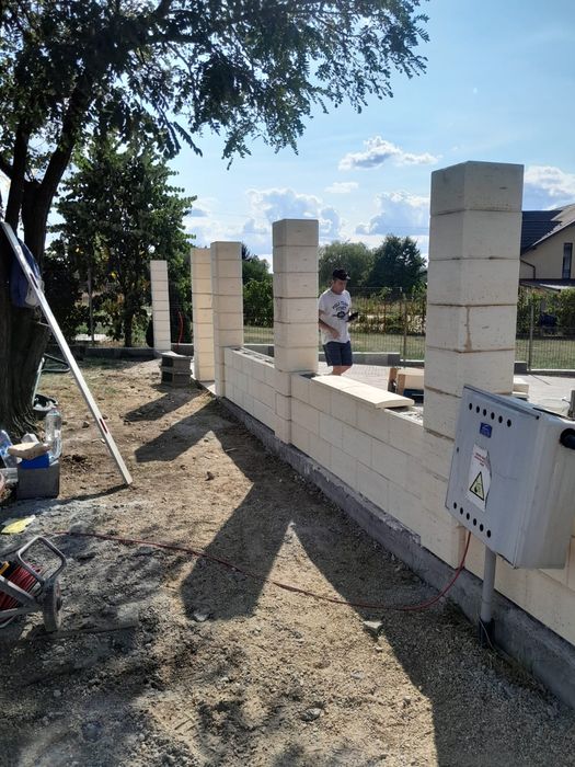 Garduri / Trotuare / Case / Constructii / Termosistem / Vata bazaltica