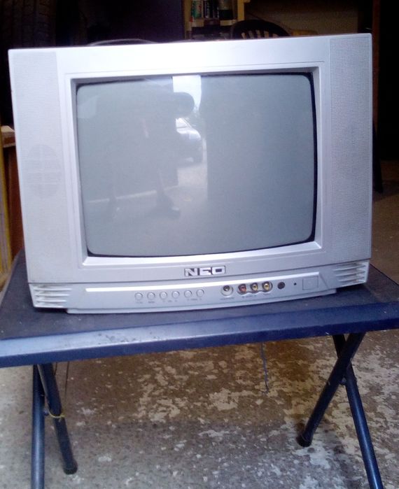 Телевизор NEO с дистанционно