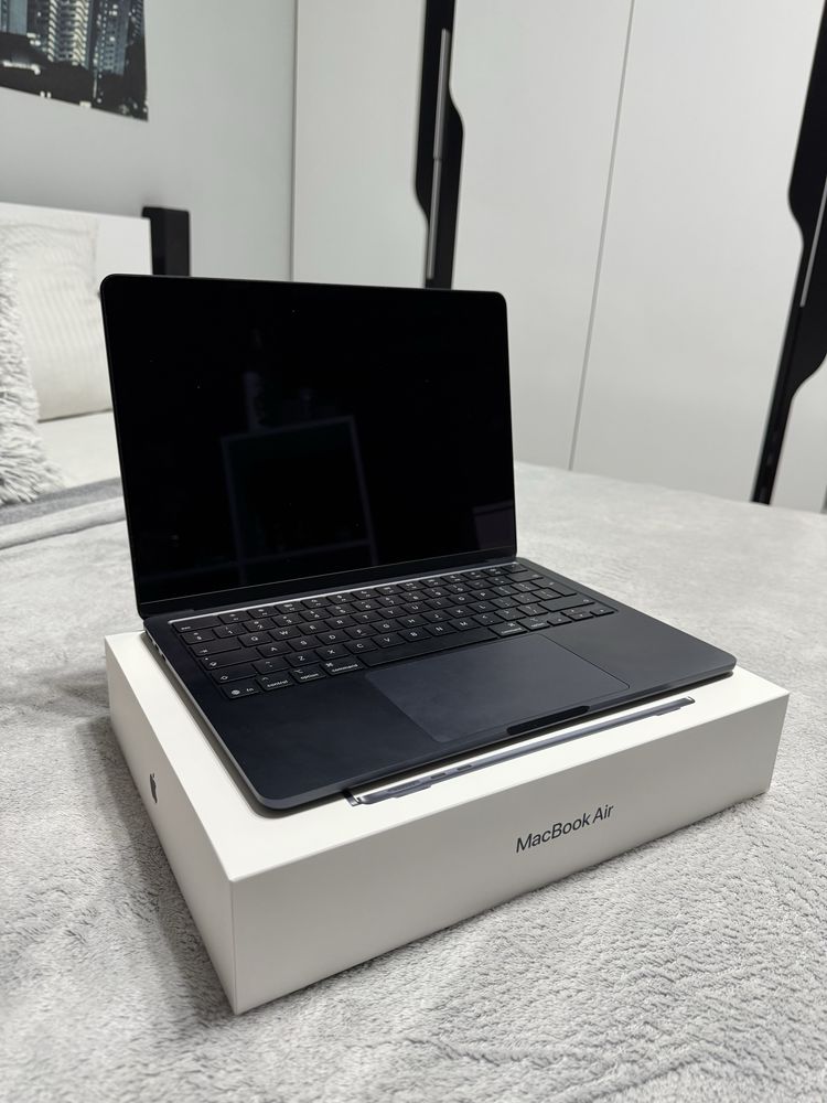 Macbook air 13,6 m4 chip