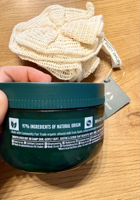 The Body Shop Body Scrab ALMOND 250 ml