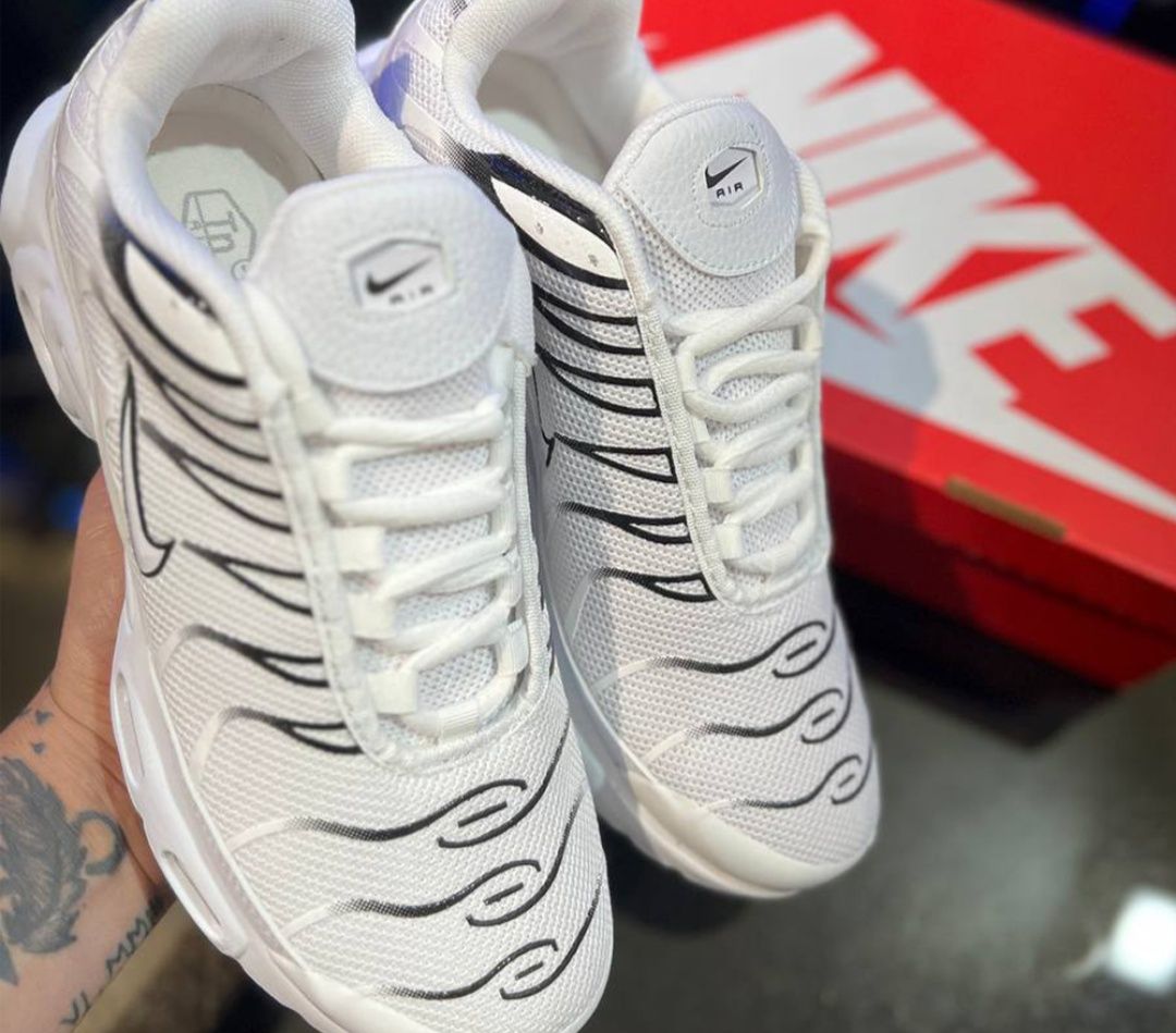 Nike Air TNG бели мъжки маратонки